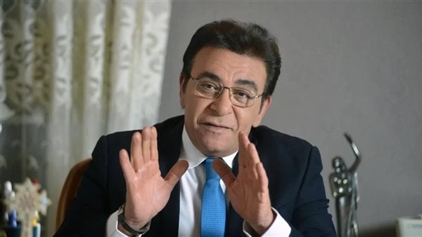 «رحيل صاحب الحلم».. شافكي المنيري تنعى عاطف كامل