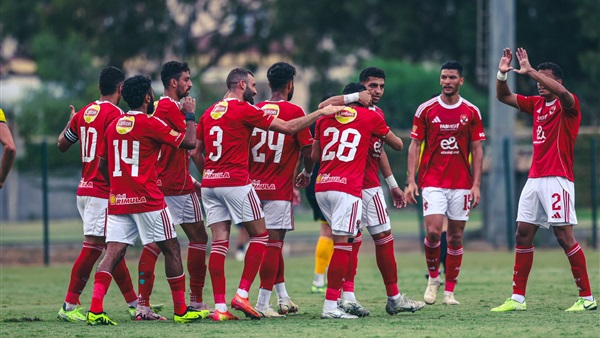 رحيل نجم الأهلي والهداف يسافر نهائيًا في هذا الموعد.. تابع التفاصيل