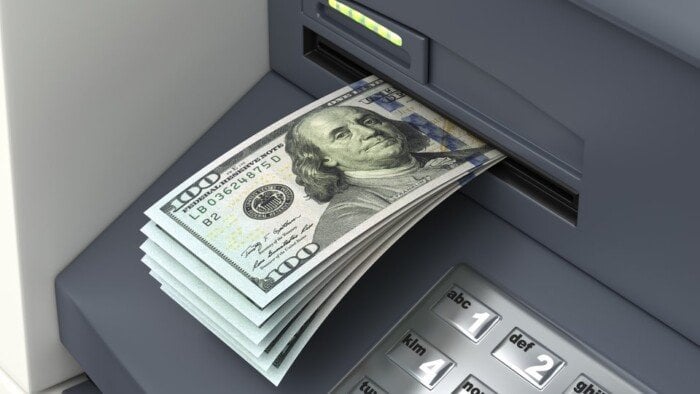 سعر الدولار اليوم الخميس 14 أغسطس 2025.. وصل إلى كام في البنك الأهلي وبنك مصر؟
