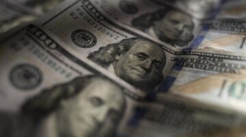 سعر الدولار في بداية تعاملات اليوم الأربعاء 13 أغسطس 2025