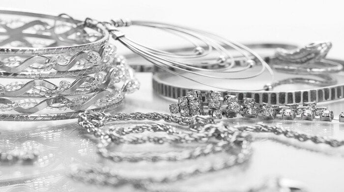 سعر الفضة اليوم الثلاثاء 19 أغسطس 2025