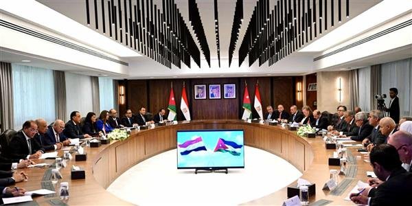 شراكة استراتيجية وتوافق سياسي.. نتائج أعمال اللجنة المصرية الأردنية تتصدر اهتمامات الصحف