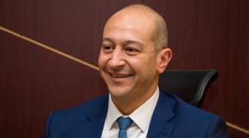 شريف البحيري: “وان بنك” ليس فرعًا من بنك مصر ونعمل على تقديم تجربة رقمية كاملة