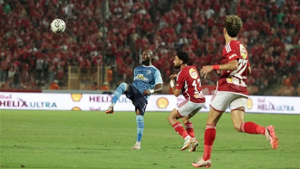 شوبير يحذر: الخسارة تعقد فرص الأهلي وبيراميدز في المنافسة على الدوري