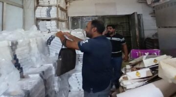ضبط كميات من حلوى المولد منتهية الصلاحية داخل محل بالمحلة