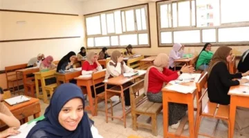 طلاب الثانوية الأزهرية الدور الثانى يؤدون اليوم امتحان التاريخ والفيزياء