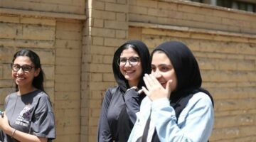 طلاب الثانوية العامة يبدأون امتحان اللغة الأجنبية الأولى للدور الثانى
