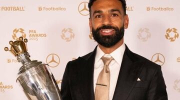 عاجل.. محمد صلاح يتجاوز أساطير اللعبة ويحصد جائزة أفضل لاعب في الدوري الإنجليزي للمرة الثالثة