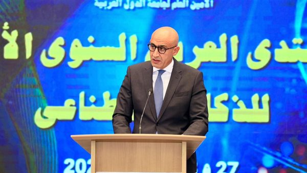 عبداللطيف: نهتم بالذكاء الاصطناعي لتطوير التعليم وإعداد أجيال تواكب المستقبل