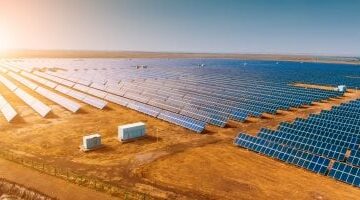 علماء صينيون ينجحون في ابتكار مادة تعزز كفاءة الخلايا الشمسية العضوية