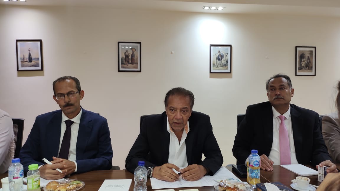 لجنة التعاون الإفريقي باتحاد الصناعات تستضيف سفراء مصر في غينيا وغينيا بيساو وزيمبابوي لبحث فرص التعاون الصناعي والاستثماري