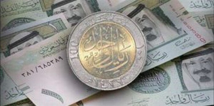 «لو رايح عمرة المولد النبوي الشريف».. سعر الريال السعودي في البنوك والصرافة