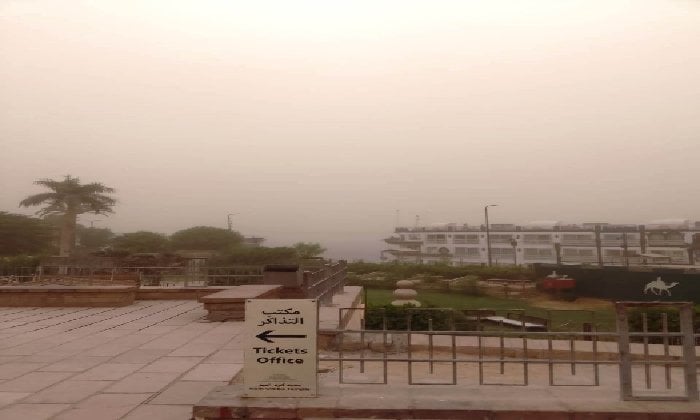محافظ أسوان: إيقاف الحركة الملاحية بنهر النيل وبحيرة ناصر لسوء الأحوال الجوية