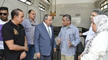 محافظ بورسعيد يتابع العمل بمحطتي معالجة الصرف الصحي الرئيسية ببورفؤاد والفيروز