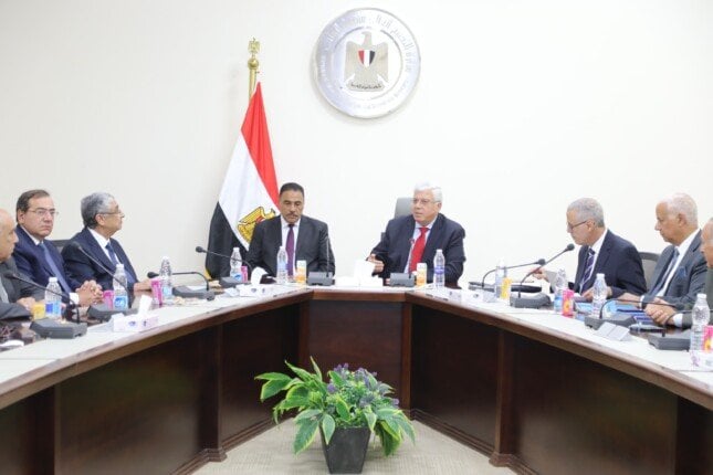 محمد شاكر رئيسًا لمجلس أمناء جامعة العلمين الدولية