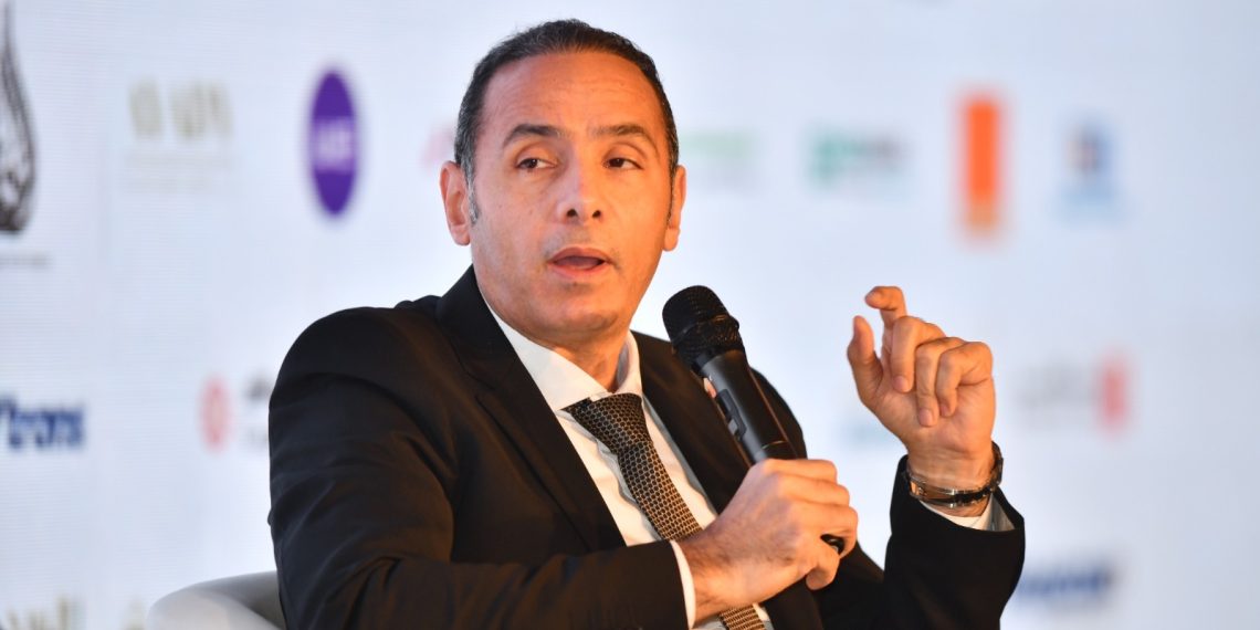 من هو إسلام عزام رئيس البورصة المصرية الجديد؟