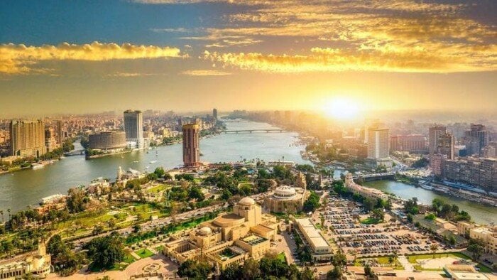موجة شديدة الحرارة والعظمى تصل لـ 40 درجة.. تفاصيل حالة الطقس اليوم 10 أغسطس 2025