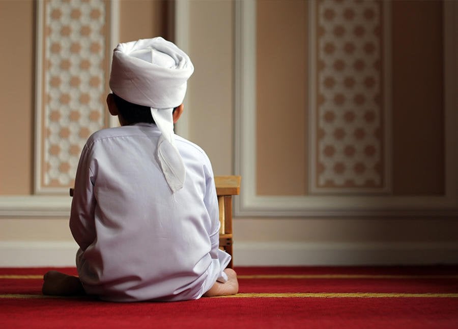 موعد أذان الظهر.. مواقيت الصلاة غدا الجمعة 15 أغسطس 2025