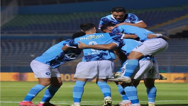نجم الأهلي يفجرها: بيراميدز لن ينافس على لقب الدوري هذا الموسم