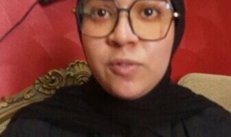 «نفسي نرجع حق أمي».. فتاة تستغيث من وفاة والدتها بخطأ طبي فى دمنهور