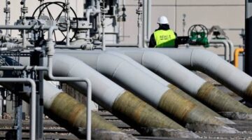 واردات مصر من الغاز المسال تقفز 784% بالنصف الأول من 2025