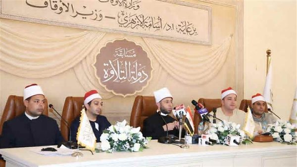 وزير الأوقاف يتفقد لجان التصفيات من مسجد عمرو بن العاص