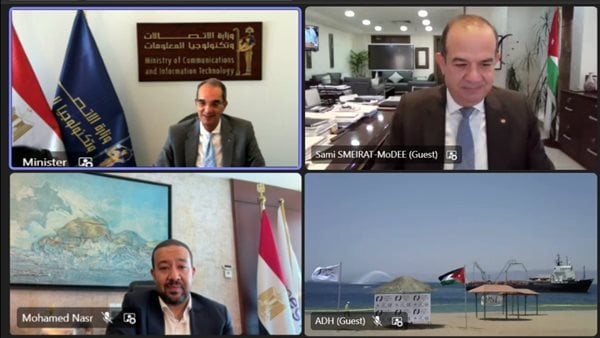 وزير الاتصالات يشهد إنزال الكابل البحرى عالى السعة “كورال بريدج” فى مدينة العقبة بالأردن