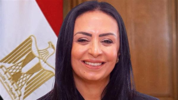وزيرة التضامن: «ارحموا أطفالنا من الجري وراء التريند»
