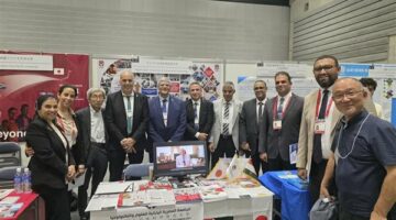 وفد من الجامعة المصرية اليابانية يشارك في اجتماع "الجايكا" بطوكيو