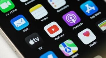 يوتيوب ميوزيك يحتفل بعيد ميلاده العاشر ويضيف قوائم تشغيل جديدة