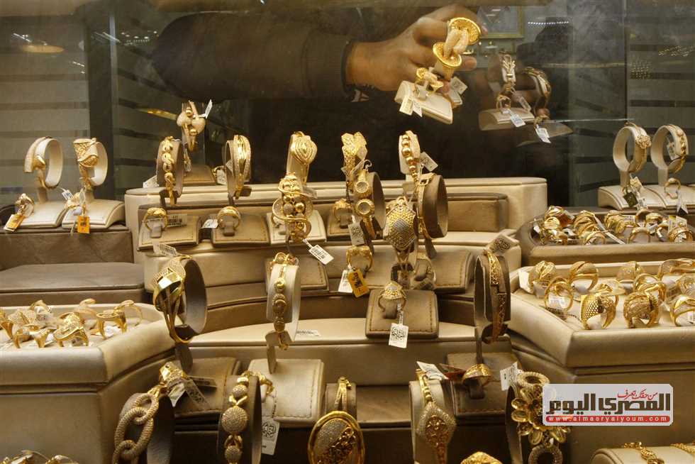 سعر الذهب اليوم وعيار 21 الآن ببداية التعاملات الصباحية الأربعاء 17 سبتمبر 2025