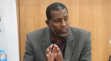 ربيع ياسين ساحر الجبهة اليسرى الأسبق بالأهلى يحتفل اليوم بعيد ميلاده الـ65