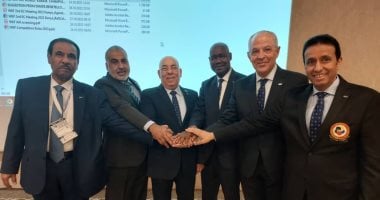 رئيس اتحاد الكاراتيه يبحث تطوير فرع الجيزة فى اجتماع موسع مع مجلس الإدارة