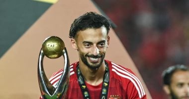 الأهلي يحيل ملف عبد القادر إلى وليد صلاح الدين بعد إنهاء تجميده