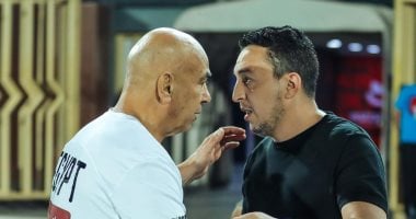 مصطفى أبو زهرة: دعم المنتخب واجب وطنى.. ومبارياته تشبه “ليلة العيد”