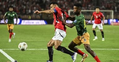 محمد صلاح يحرز الهدف الأول لمنتخب مصر أمام إثيوبيا في الدقيقة 41.. صور