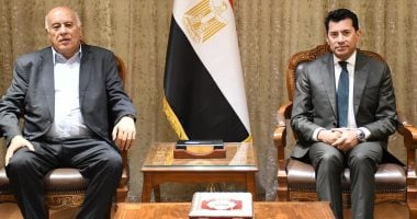 وزير الرياضة يلتقي نظيره الفلسطيني لمناقشة الملفات الشبابية والرياضية