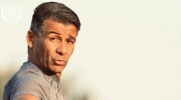 ميلود حمدى يدرس إعادة محمد خطارى لتشكيل الإسماعيلى الأساسى أمام إنبى