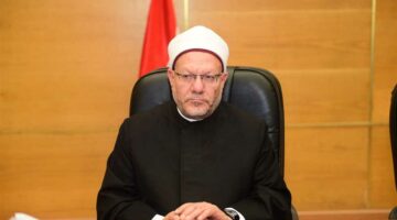 شوقي علام: الصحابة تركوا الآثار والتماثيل دون المساس بها
