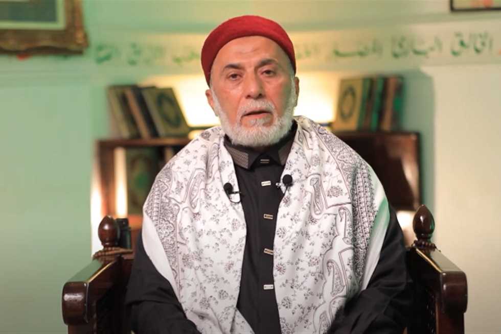 يسري جبر: التماثيل الموجودة في الميادين من «الصغائر»