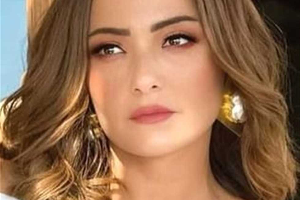بشرى: «السنجلة جنتلة.. وقلبي دايمًا مع الحب»