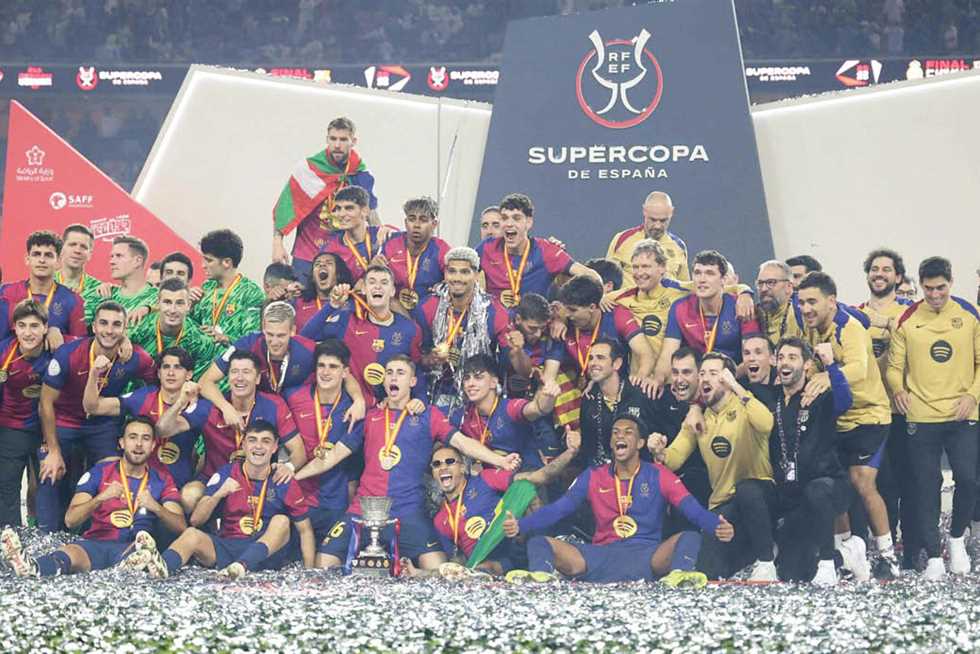 بمشاركة برشلونة وريال مدريد.. جدة تستضيف السوبر السعودي
