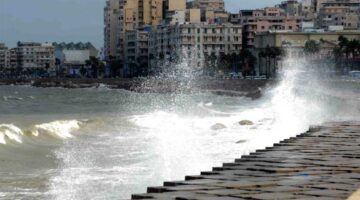 «توخوا الحذر» .. إنذار جوي بشأن حالة الطقس اليوم : 8 محافظات ترتفع فيها الأمواج 4 أمتار