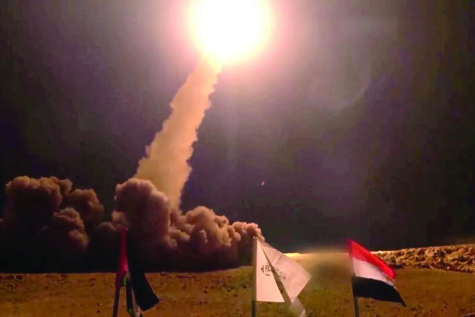 إعلام حوثي: 35 قتيلا وأكثر من 130 مصابا جراء الهجمات الإسرائيلية على صنعاء والجوف