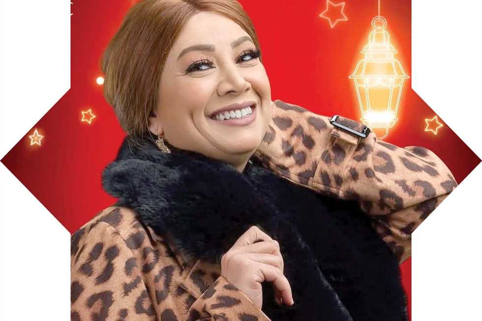 انتصار تستعيد ذكريات «يتربى في عزو» بصورة نادرة مع يحيى الفخراني وأبطال العمل