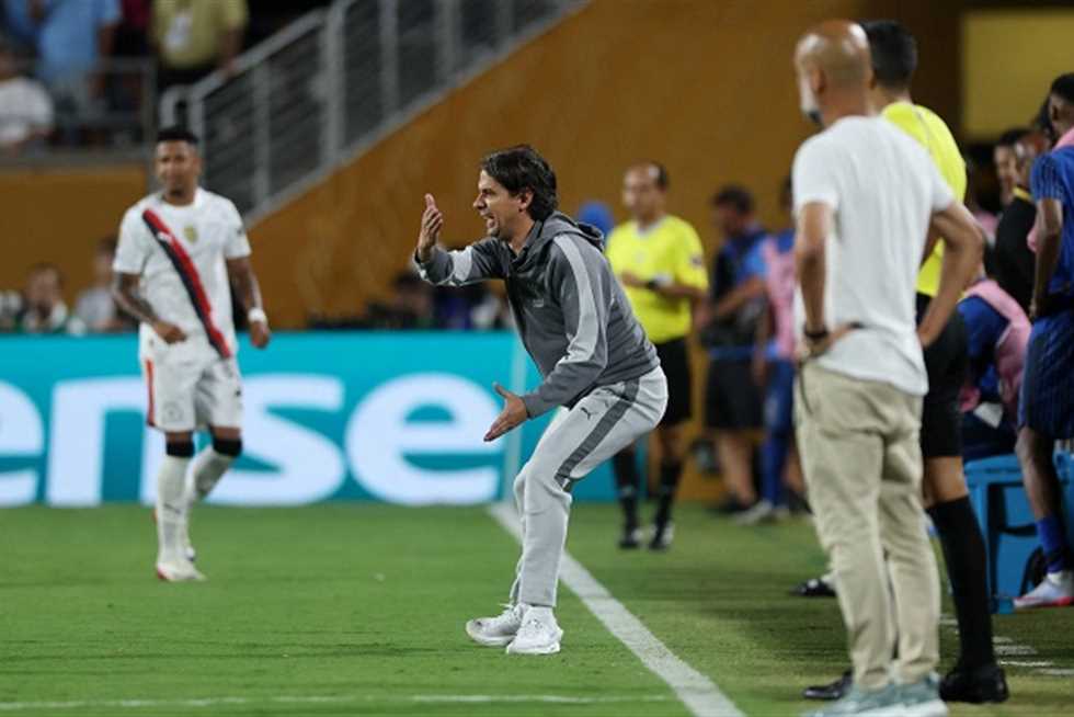 بقرار من إنزاجي.. نجم الهلال خارج مباراة الأهلي السعودي
