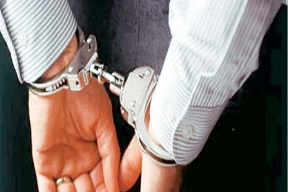 خلافات زوجية وراء قيام عاطل بضرب حماته في شبرا الخيمة