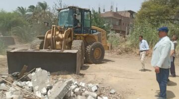 محافظ قنا يوجه بسرعة إنهاء ملفات تقنين أراضي الدولة والتعامل بمرونة مع غير القادرين