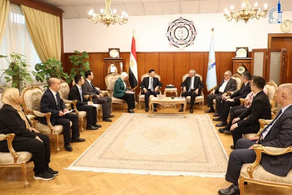 لبحث التعاون العلمي بين مصر والصين.. وفد صيني يزور المركز القومي للبحوث (تفاصيل)