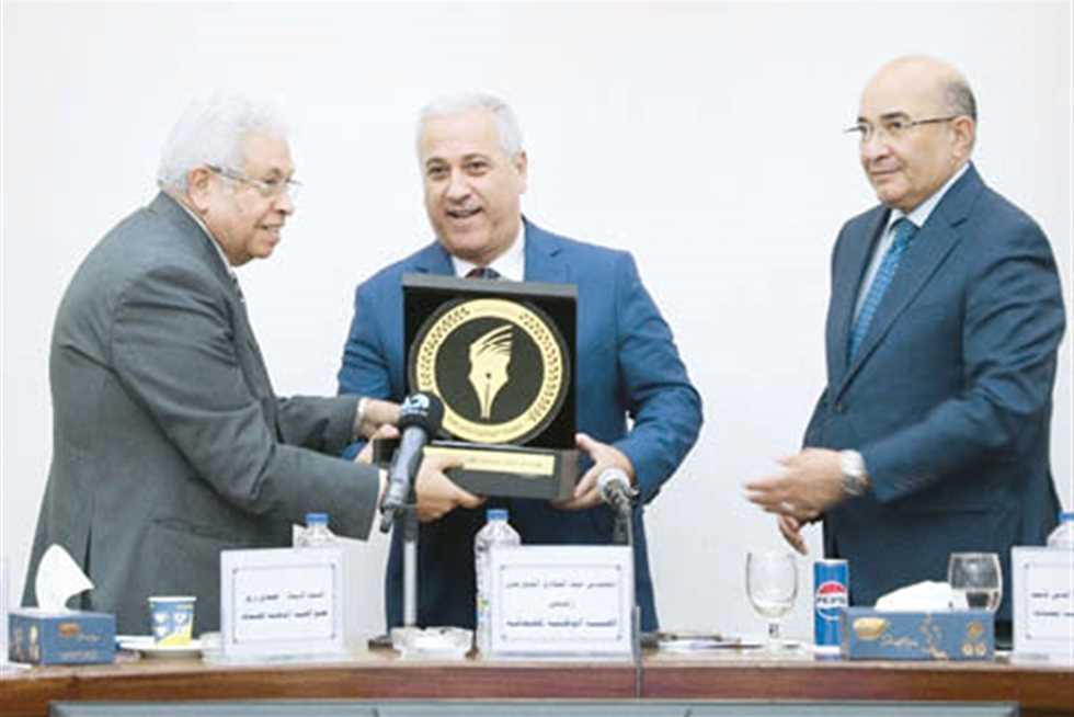 «الوطنية للصحافة» تستمع لشيوخ المهنة في رابع جلسات «تطوير الإعلام»